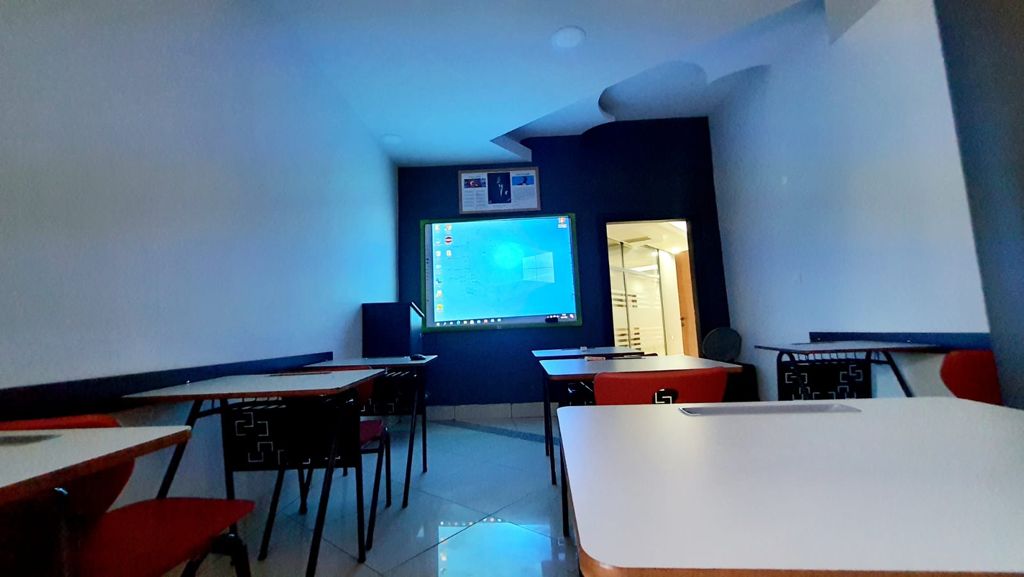 Akıllı tahtalı sınıf